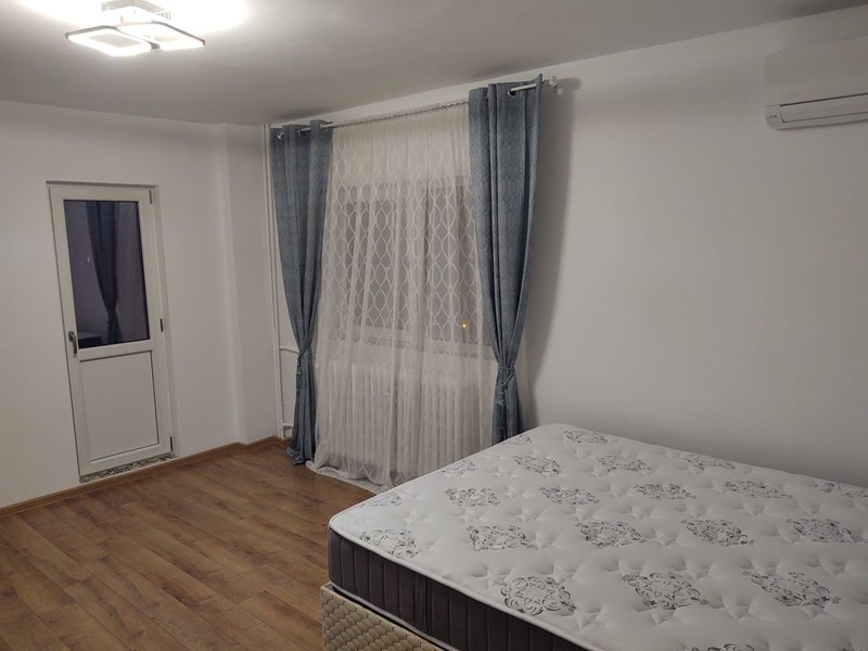 Pantelimon, Mega Mall, Garsoniera spatioasa